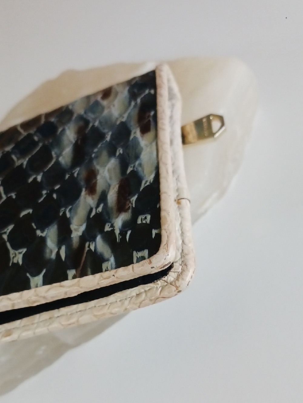Brahmin Ady Wallet - Picture 7 of 12